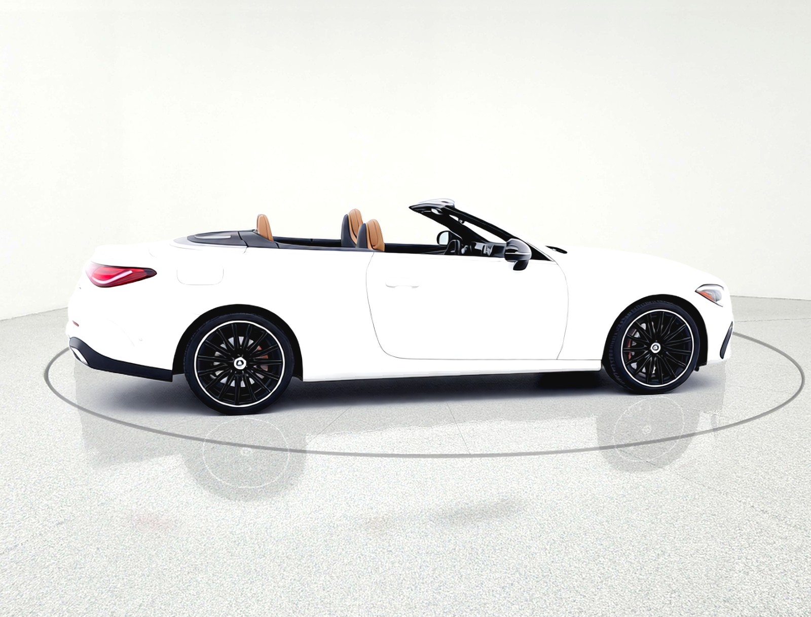 New 2026 Polar White Mercedes-Benz CLE 450 image 7