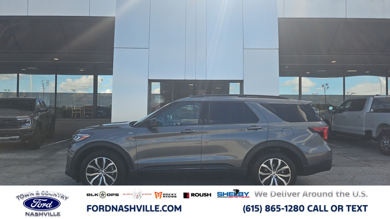 2025 Ford Explorer ST-Line AWD