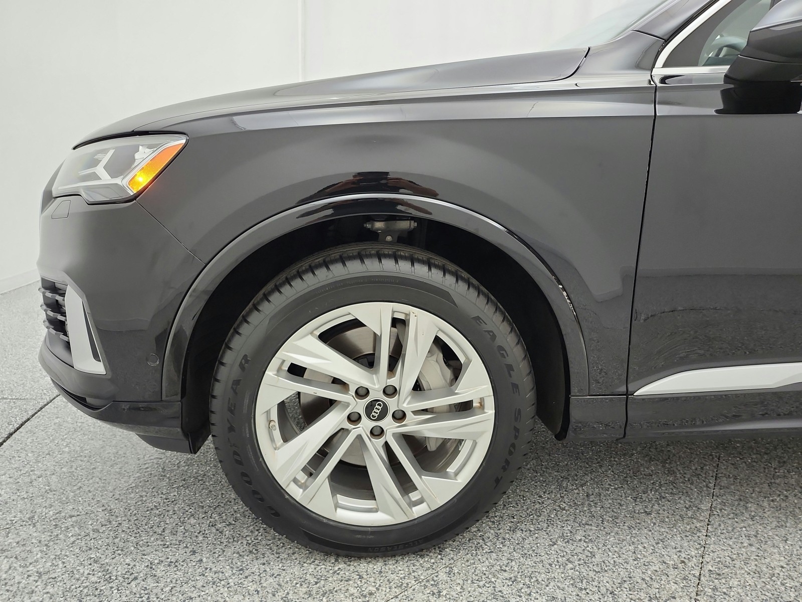 Used 2023 Mythos Black Metallic Audi Premium image 17
