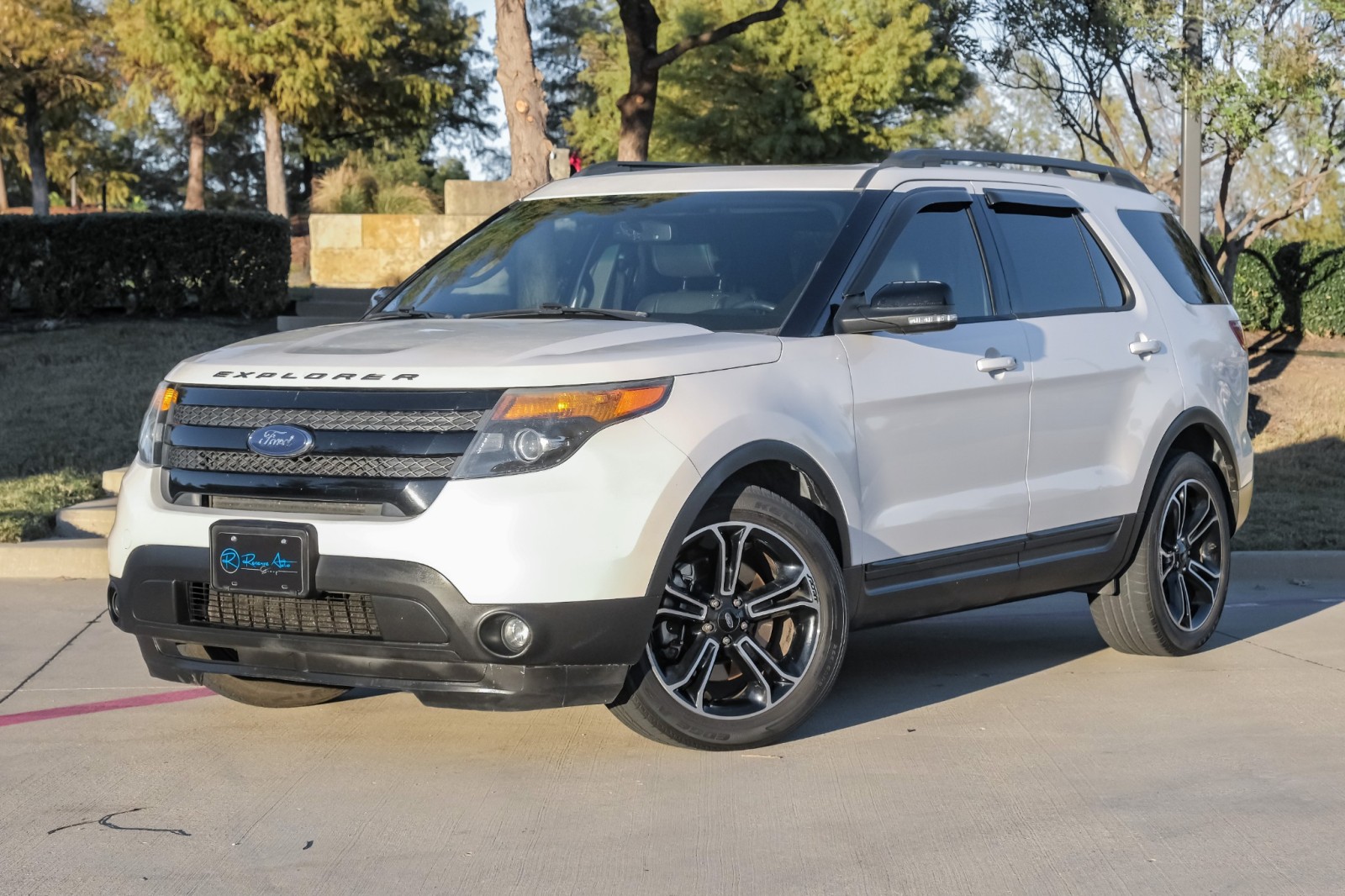 2015 Ford Explorer 4WD Sport 401Apkg PanoRoof PremiumAlloys 3rdRowSeat 65