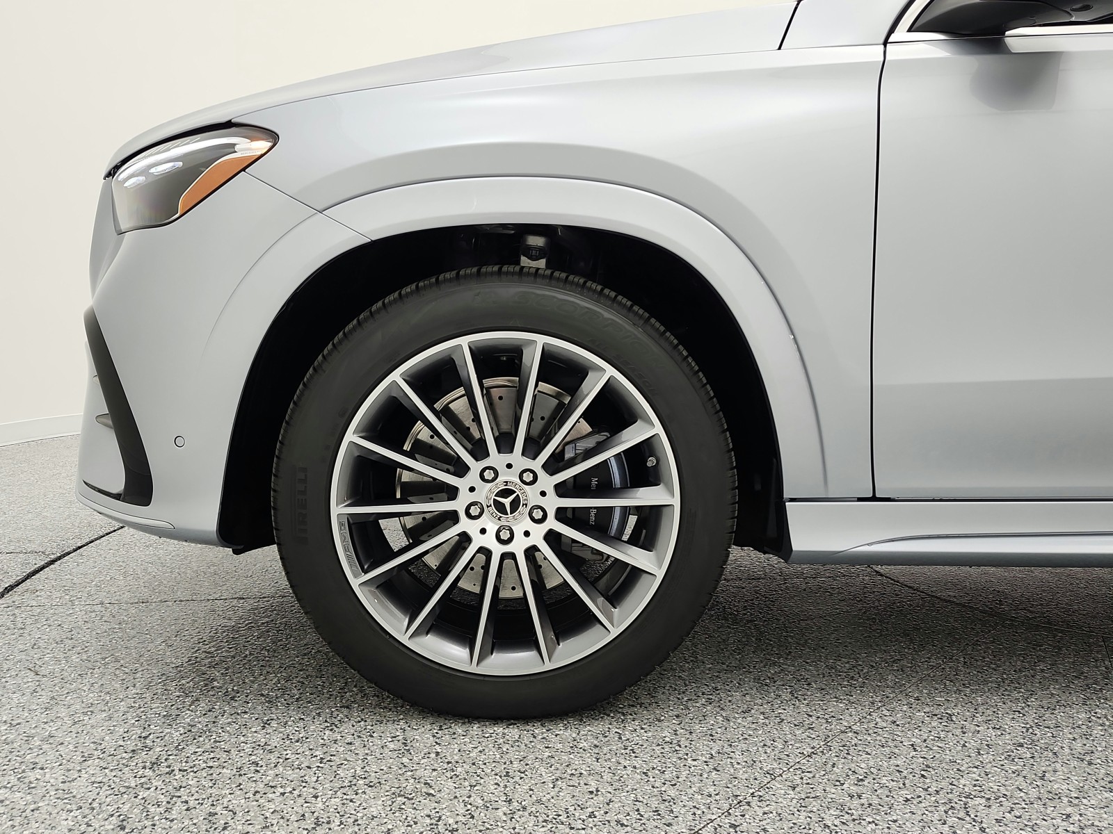 New 2026 Cirrus Silver Metallic Mercedes-Benz GLE 450 image 12