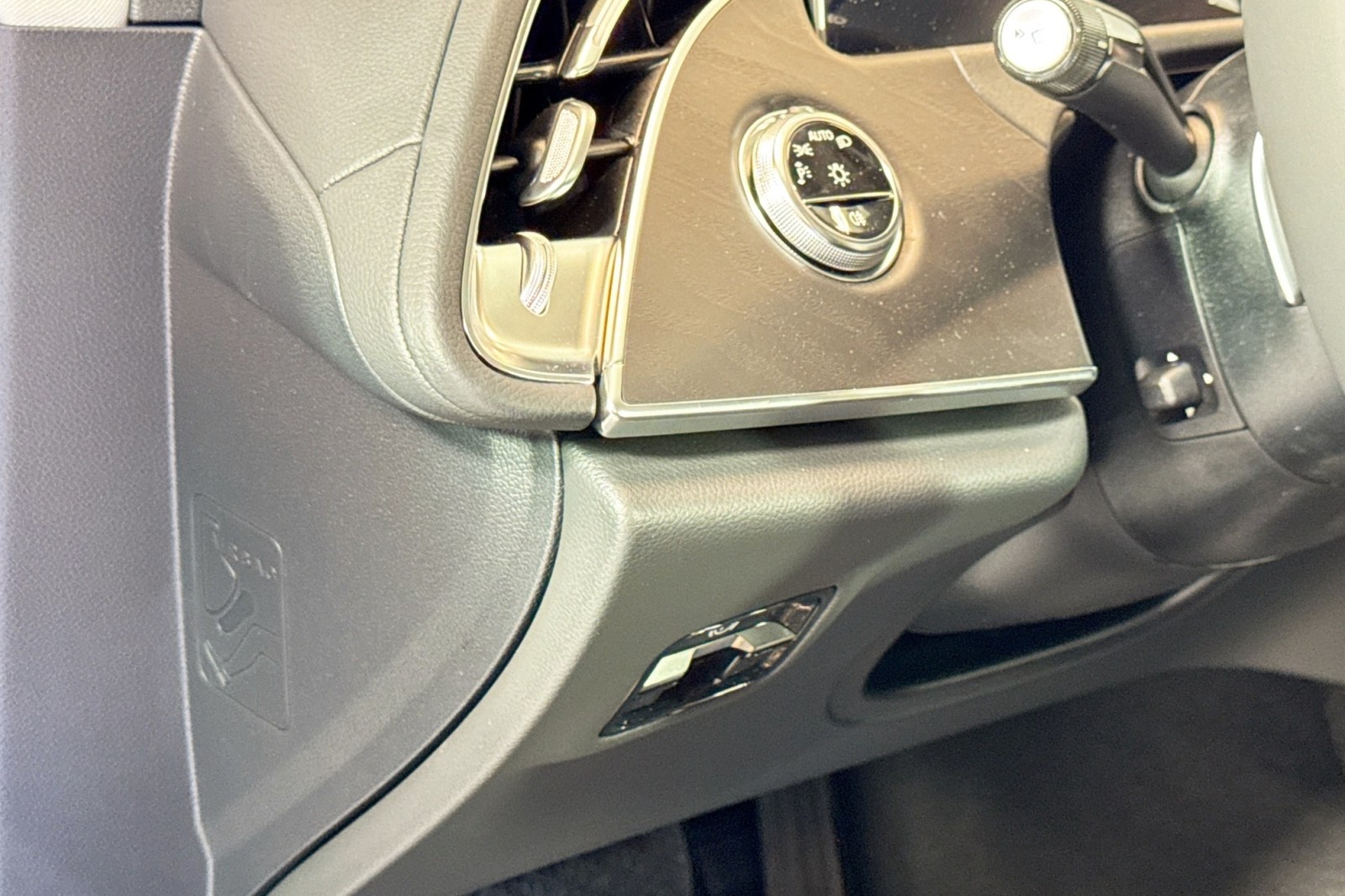 New 2026 Black Mercedes-Benz E 350 RWD Sedan image 10
