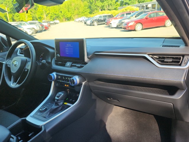 ToyotaRAV449