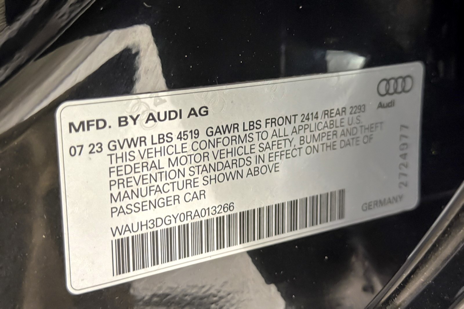 Used 2024 Mythos Black Metallic Audi Premium Plus 2.0 TFSI quattro image 27