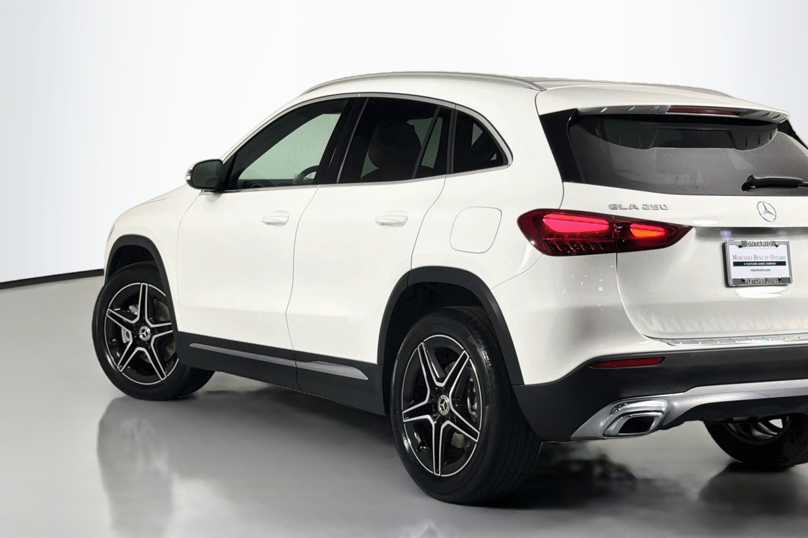 Certified Used 2026 Polar White Mercedes-Benz 250 image 15