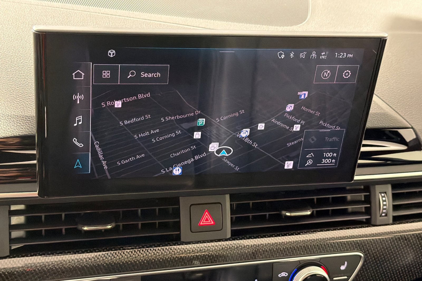 Used 2023 Daytona Gray Pearl Effect Audi Premium Plus 3.0 TFSI quattro image 17