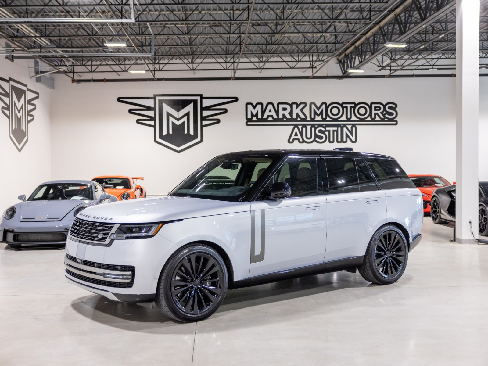 2025 Land Rover Range Rover SE