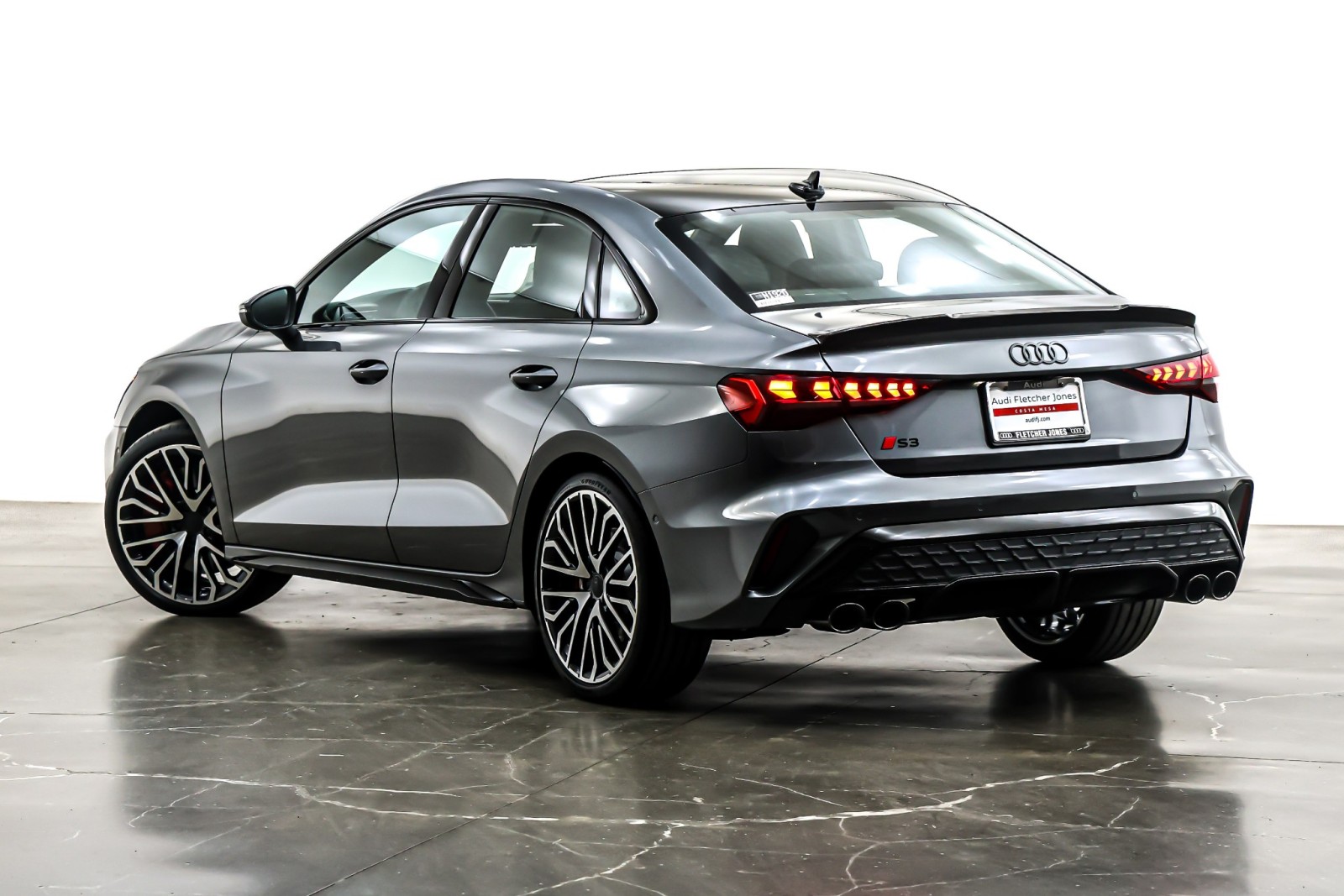 New 2026 Daytona Gray Pearl Effect Audi quattro image 12