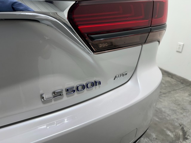 2022 Lexus LS LS 500h in , 