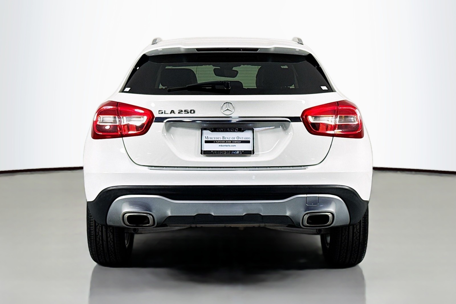 Used 2019 Polar White Mercedes-Benz GLA 250 image 3