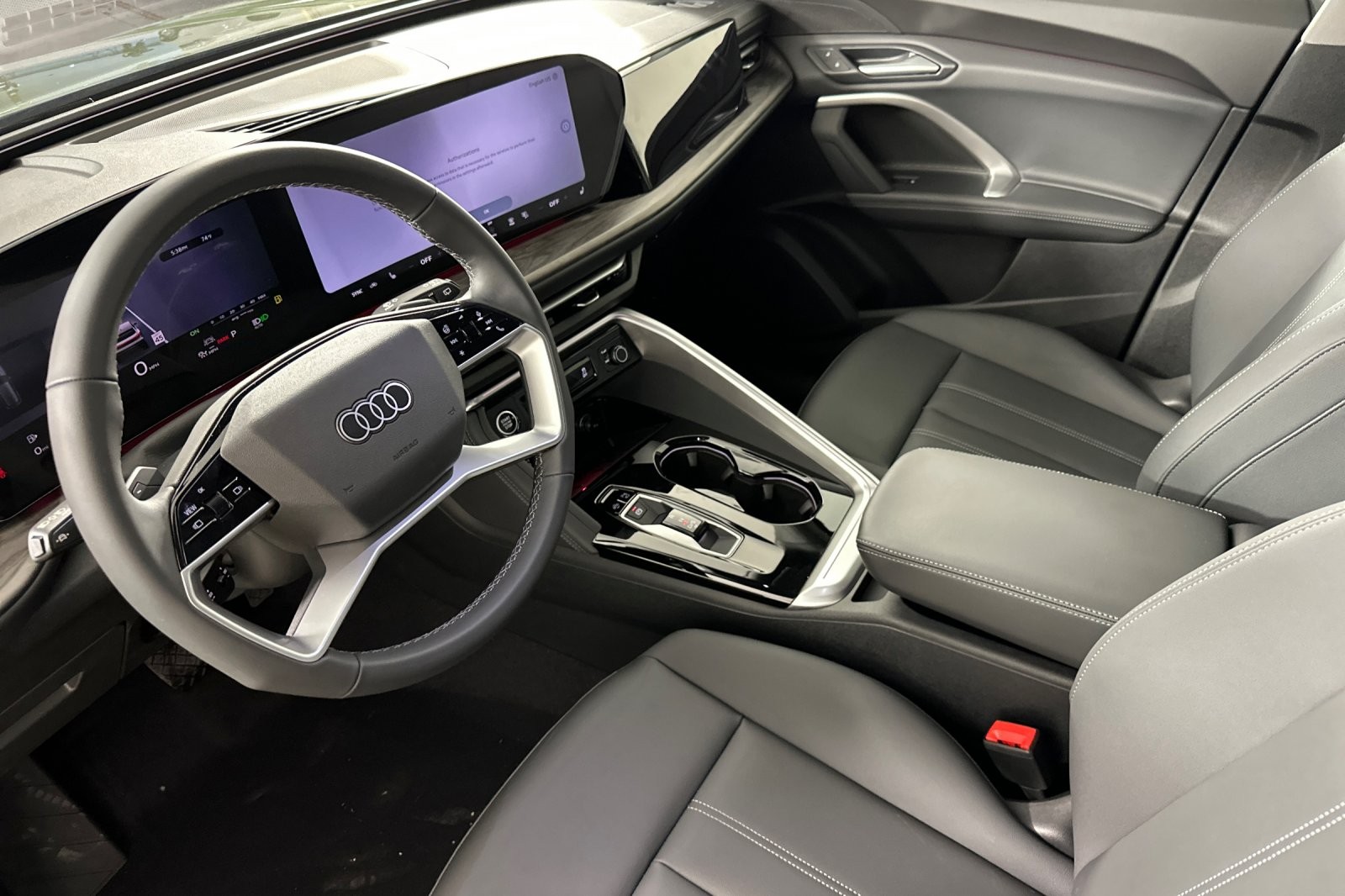 New 2026 District Green Metallic Audi Premium 2.0 TFSI quattro image 9