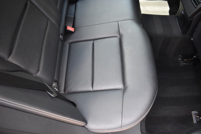 2016 Mercedes-Benz E350 4MATIC AWD Sport Navi Premium 1 Pkg. Heated Front Seats M 37