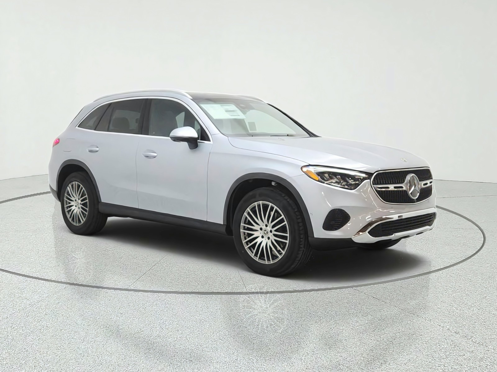 New 2027 Cirrus Silver Metallic Mercedes-Benz GLC 300 SUV image 3