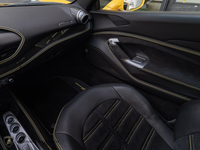 Ferrari F8 Spider