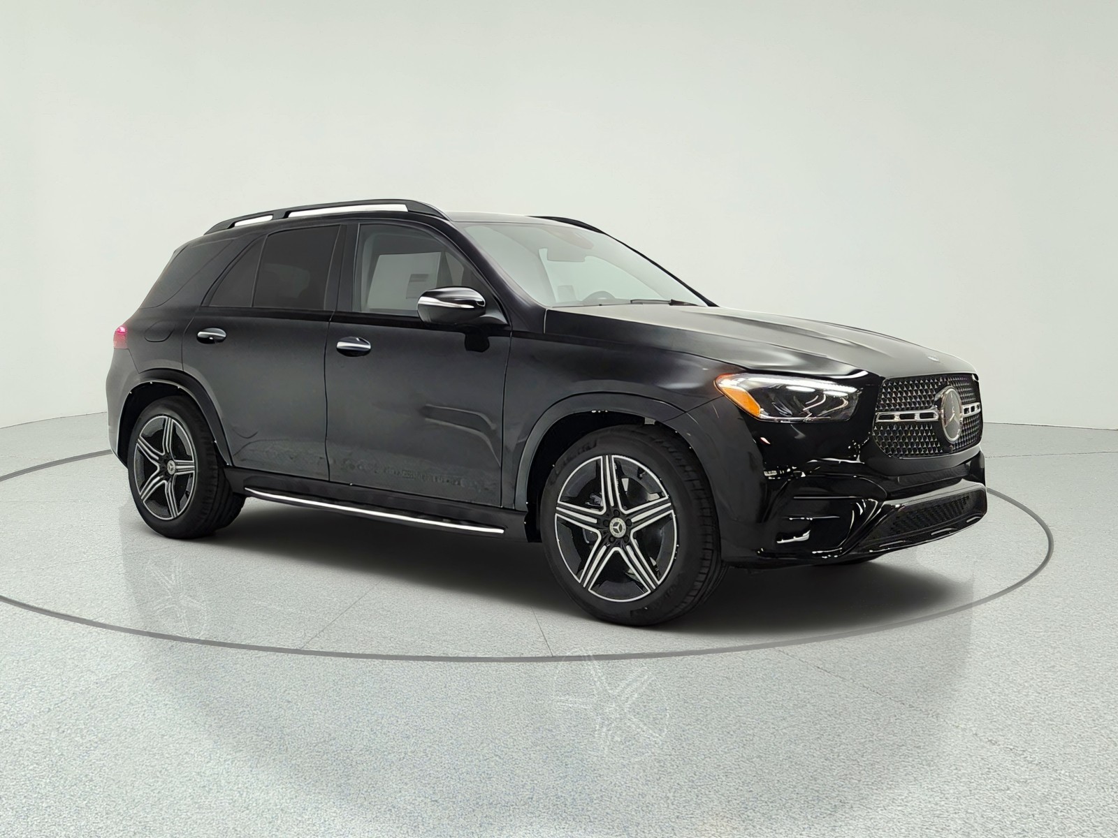 New 2026 Black Mercedes-Benz GLE 450 4MATIC® SUV image 3