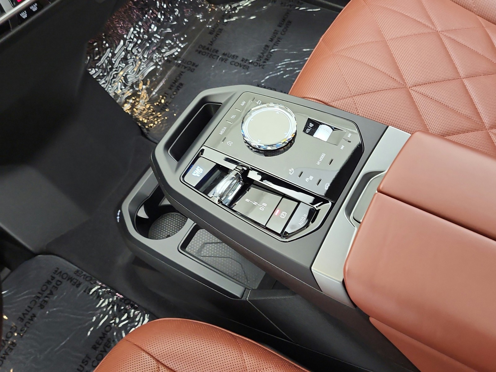 Used 2025 Oxide Grey Metallic BMW M60 image 11