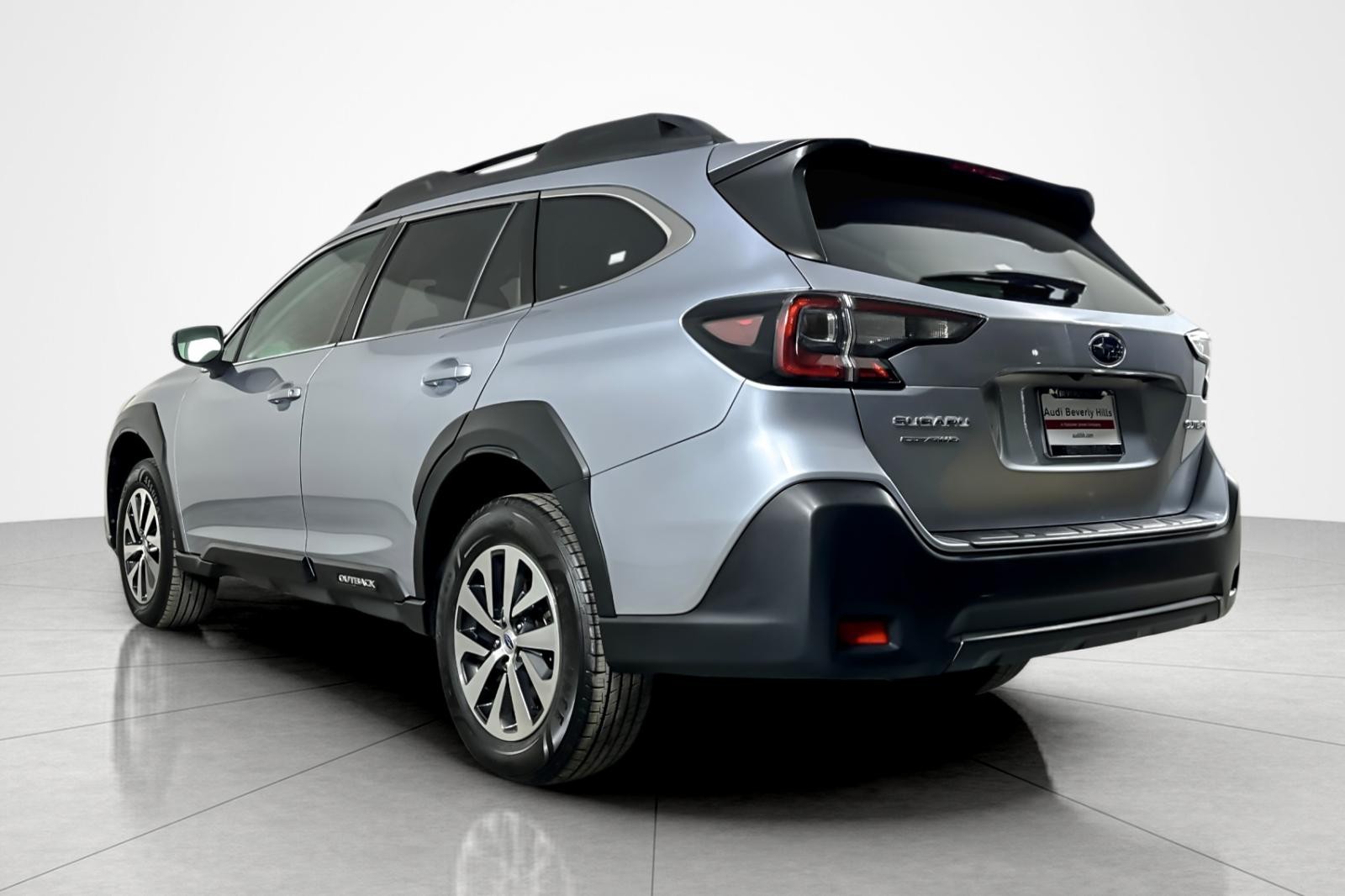 Used 2023 ICE SILVER Subaru Premium CVT image 3