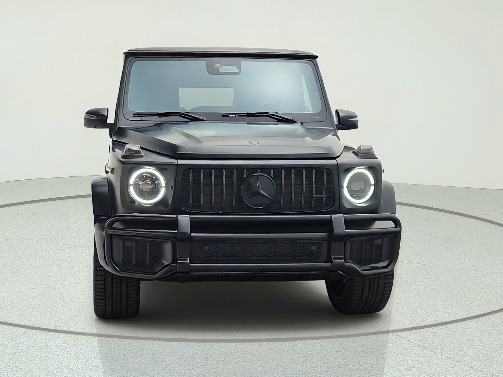 New 2027 MANUFAKTUR Night Black magno Mercedes-Benz AMG® G 63 SUV image 2