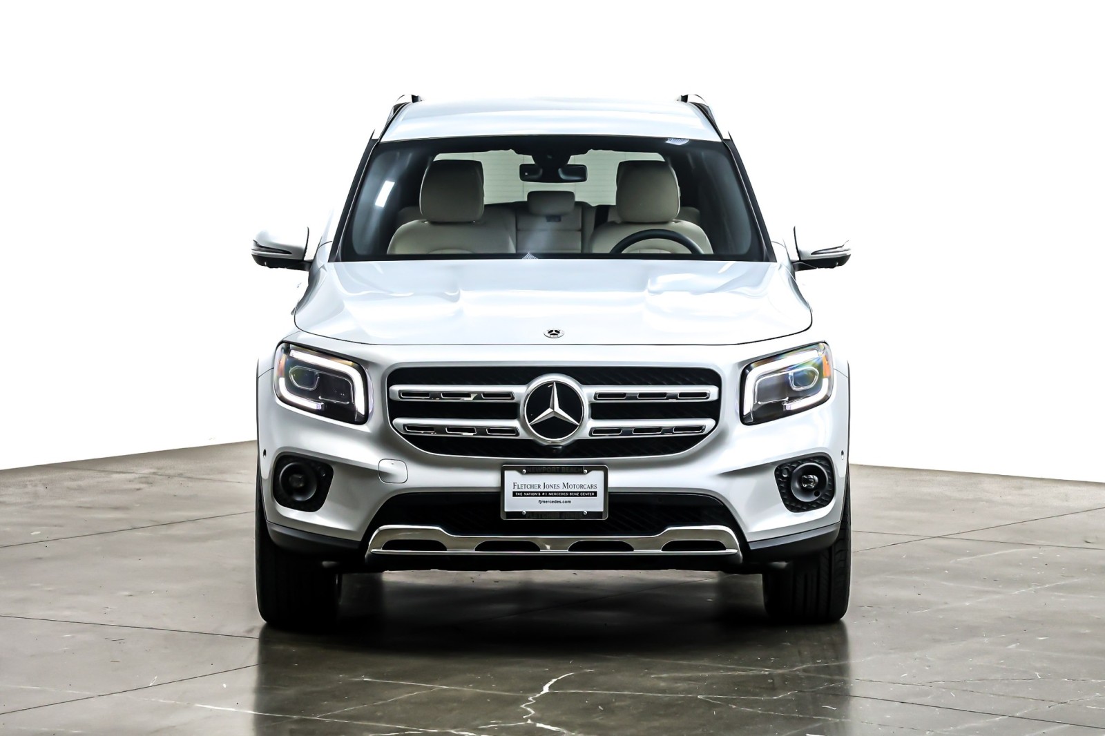 Used 2022 Iridium Silver Metallic Mercedes-Benz GLB 250 SUV image 4