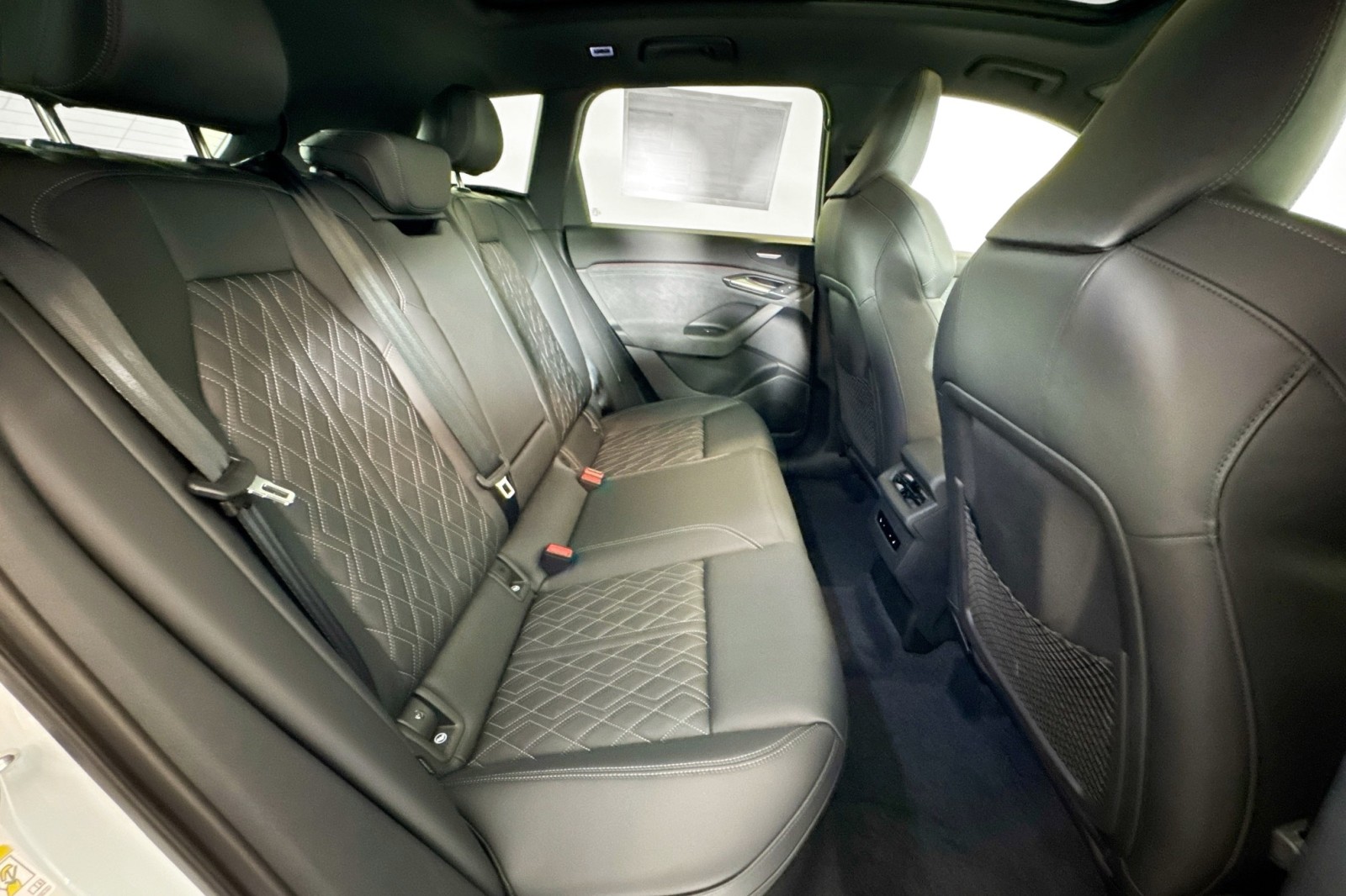 New 2025 Glacier White Metallic Audi Prestige quattro image 24