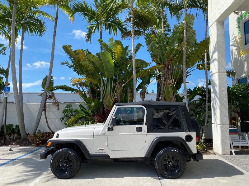 2005 Jeep Wrangler SE 4WD LOW MILES 29,371 1 OWNER in ,