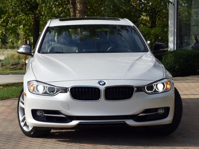 2013 BMW 335i xDrive 6 Speed Manual Trans. Sport Line Leather Sunroof Xenon Keyless Entry HiFI Sound HD Radio MSRP $51,975 7