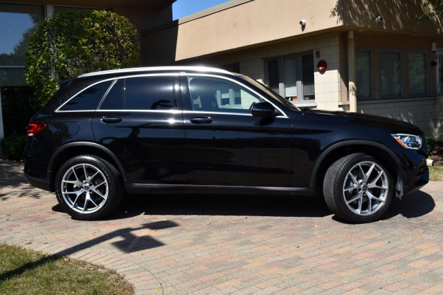 2021 Mercedes-Benz GLC One Owner AMG Line Pano Moonroof Burmester Sound Surround View Camera MSRP $57,855 12