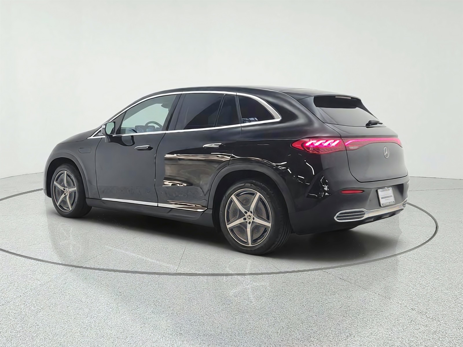 Certified Used 2023 Obsidian Black Metallic Mercedes-Benz EQE 350 4MATIC® SUV image 7