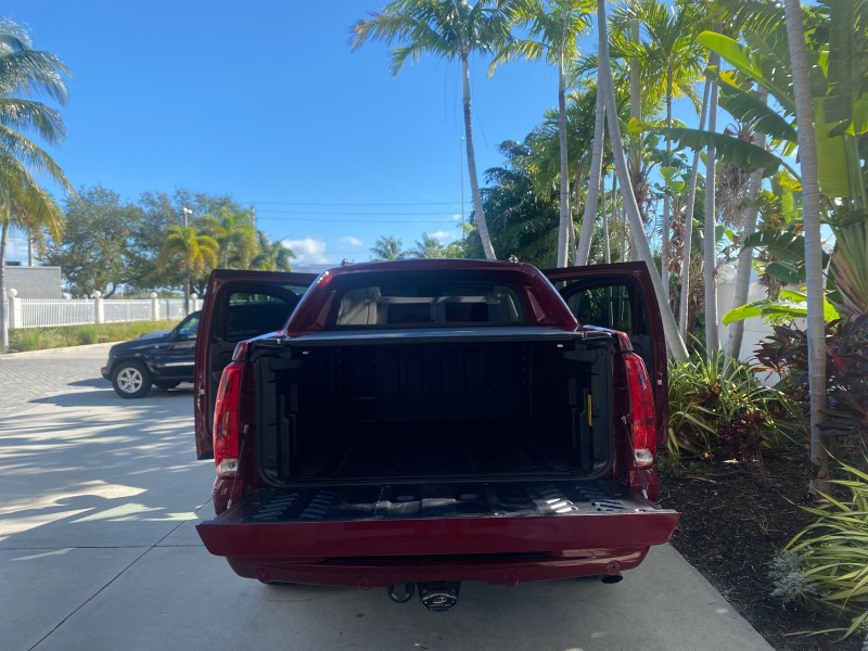 2007 Cadillac Escalade EXT LOW MILES 13,852 1 OWNER 4WD in , 