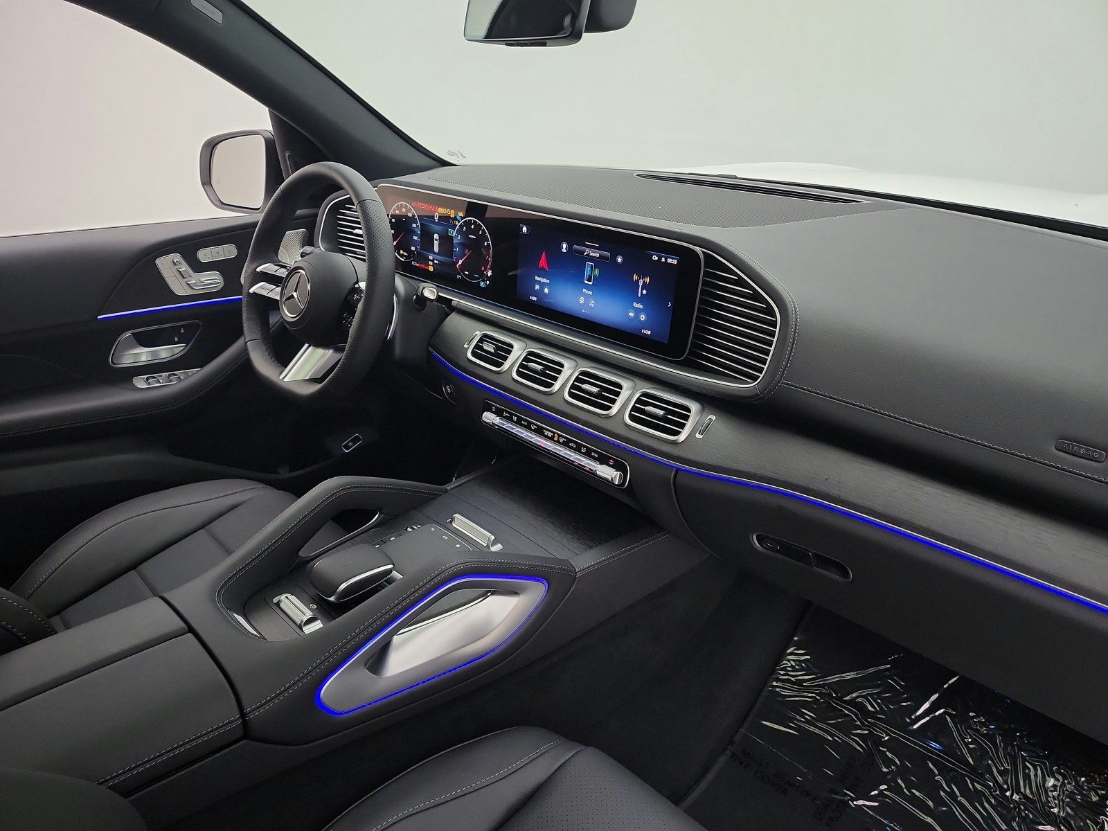 New 2026 Polar White Mercedes-Benz GLS 450 image 15