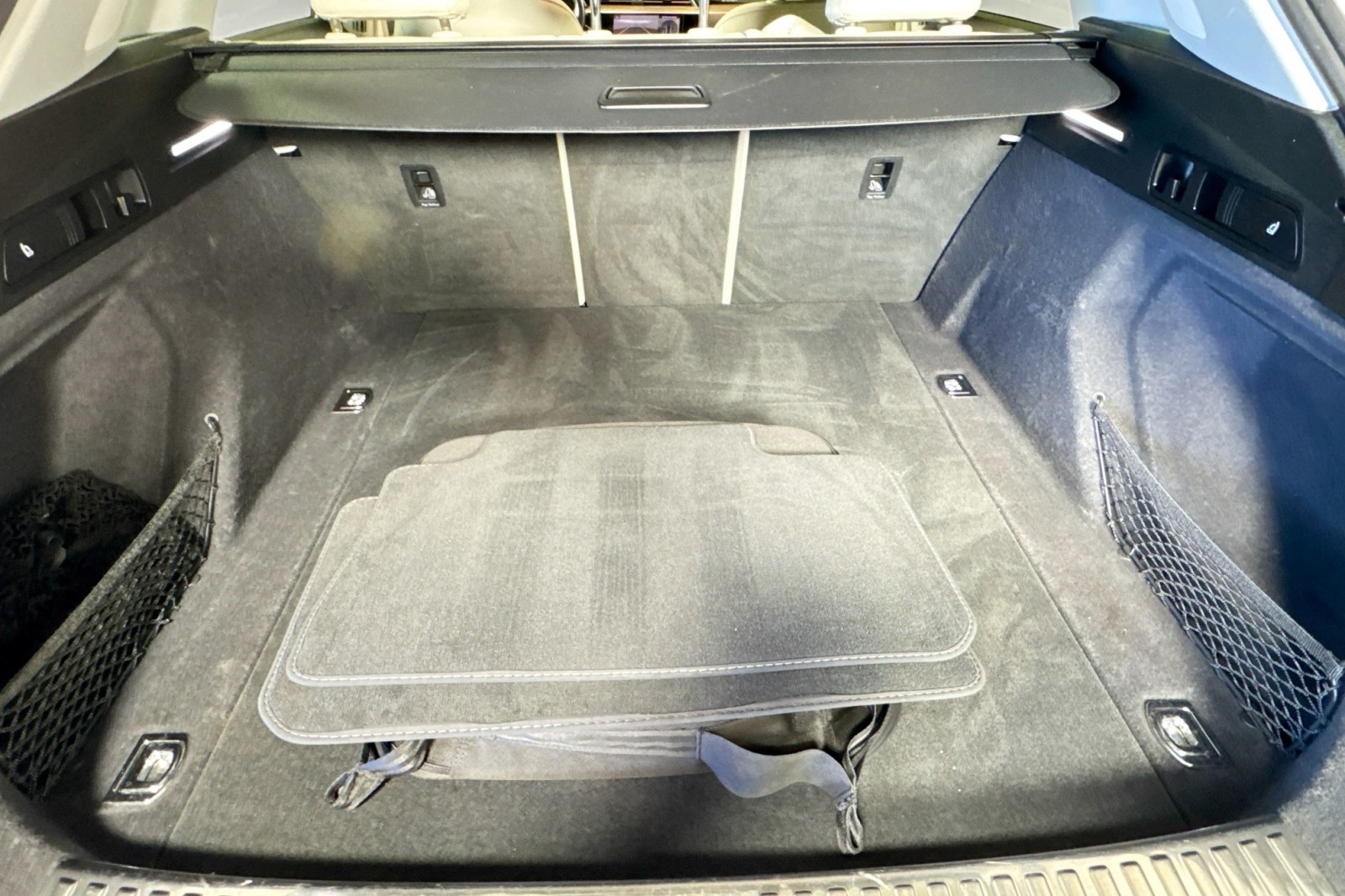 Used 2022 Glacier White Metallic Audi Premium Plus image 25