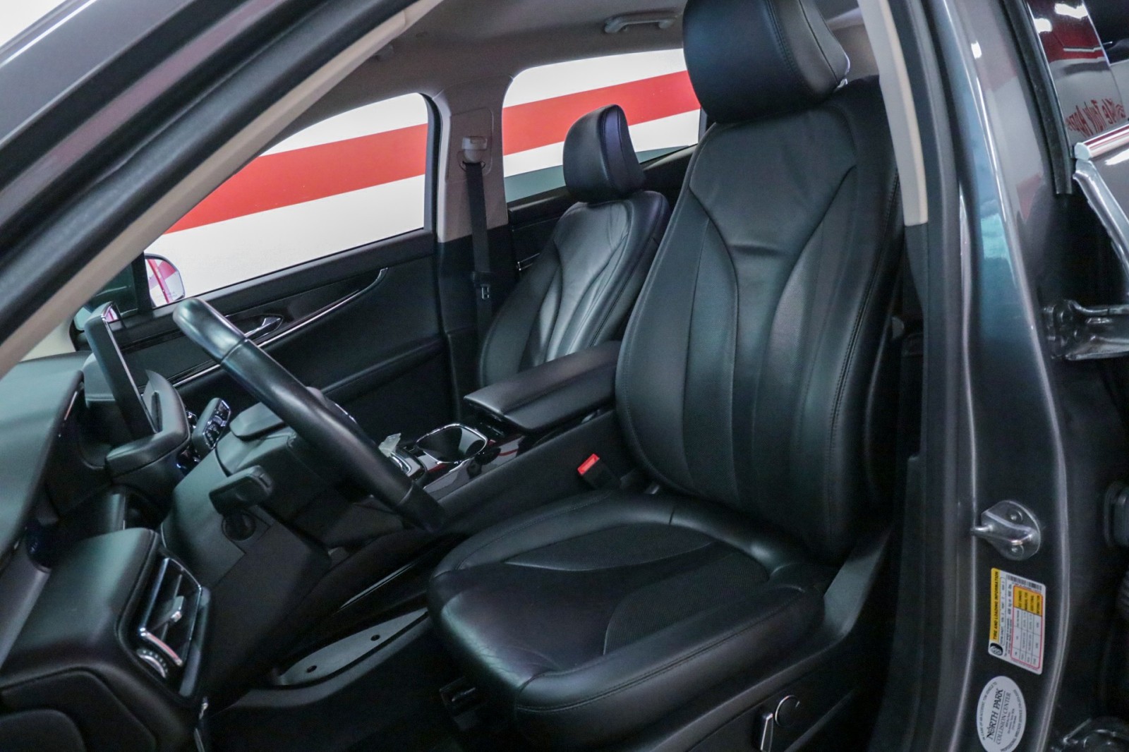 Used Car 2021 Lincoln Nautilus  Standard For Sale Under $30,000 In Austin, Texas