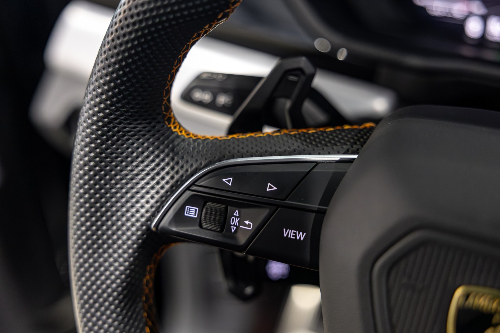 Used Car 2019 Lamborghini Urus  For Sale Under $200,000 In Boerne, Texas