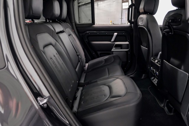 2022 Land Rover Defender X-Dynamic HSE 36