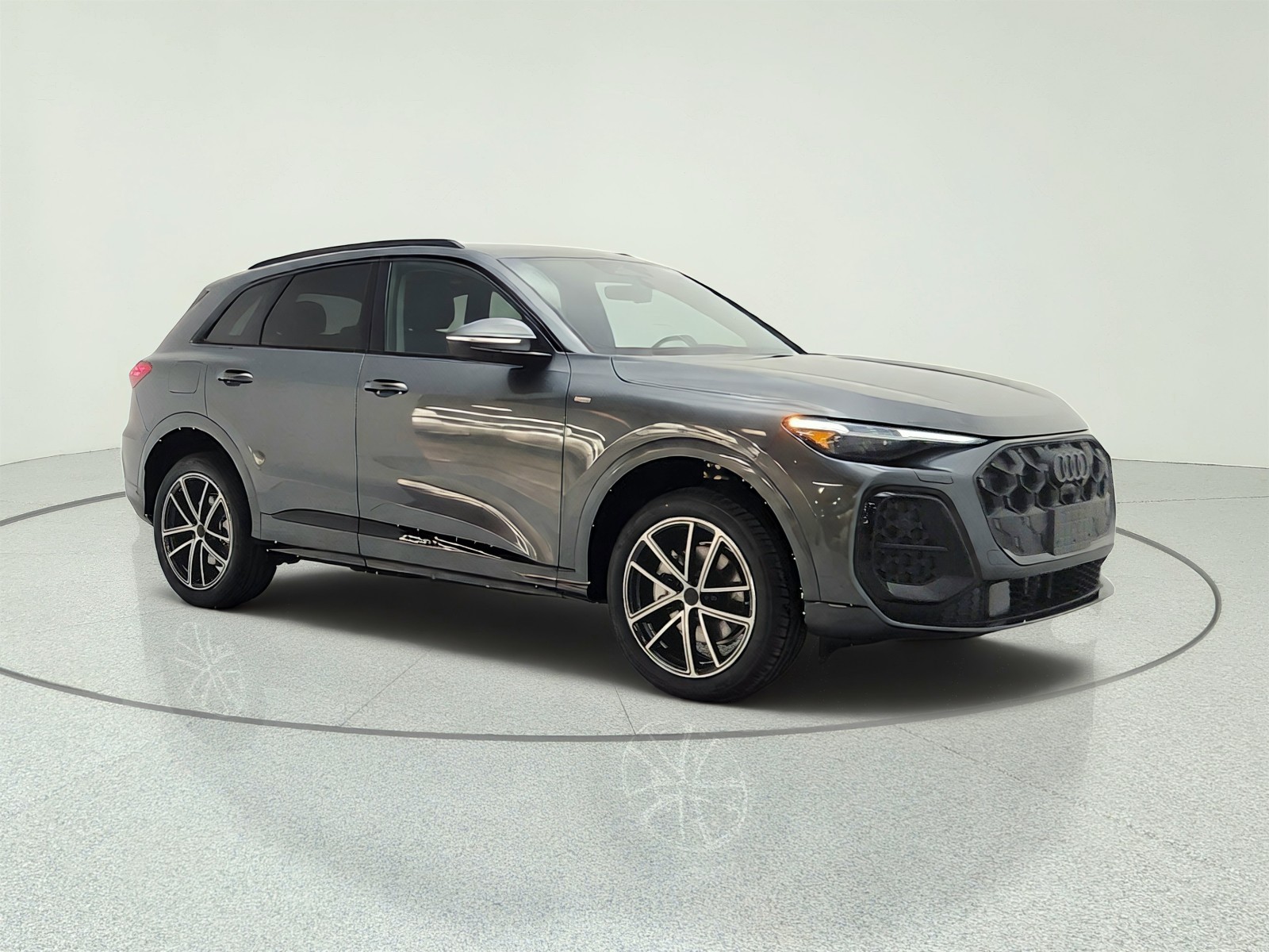 New 2026 Daytona Gray Pearl Effect Audi Premium Plus 2.0 TFSI quattro image 3