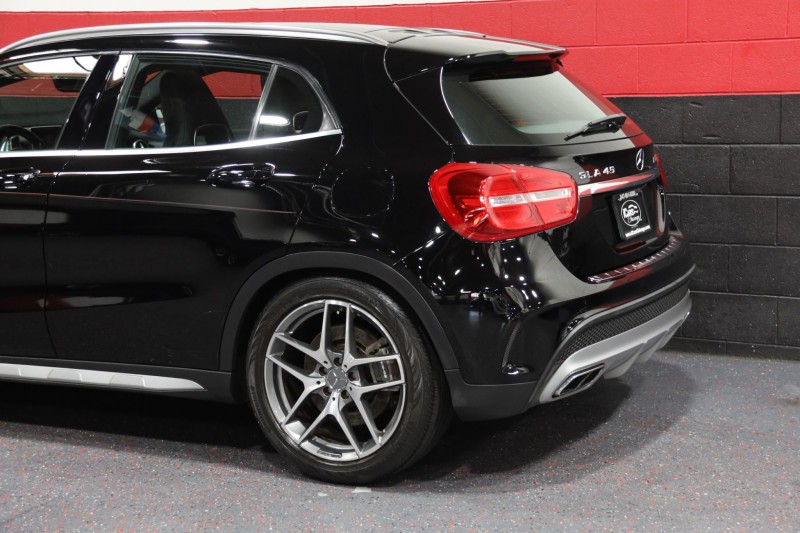 2015 Mercedes-Benz GLA45 AMG 4-Matic 4dr Suv in , 