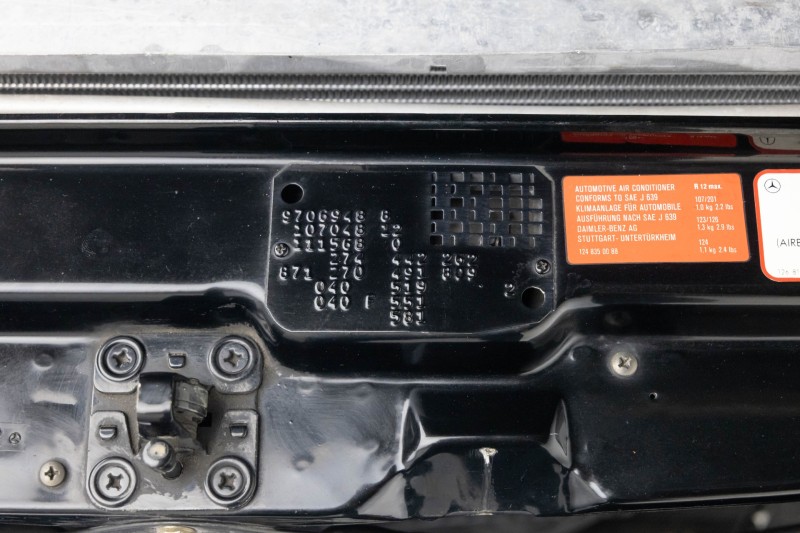 1989 Mercedes-Benz 560SL 560SL in , 