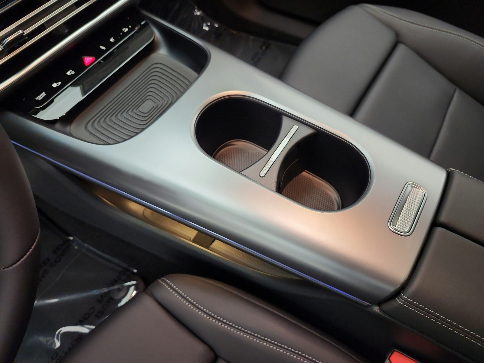 New 2027 Polar White Mercedes-Benz CLA 350 Electric image 9