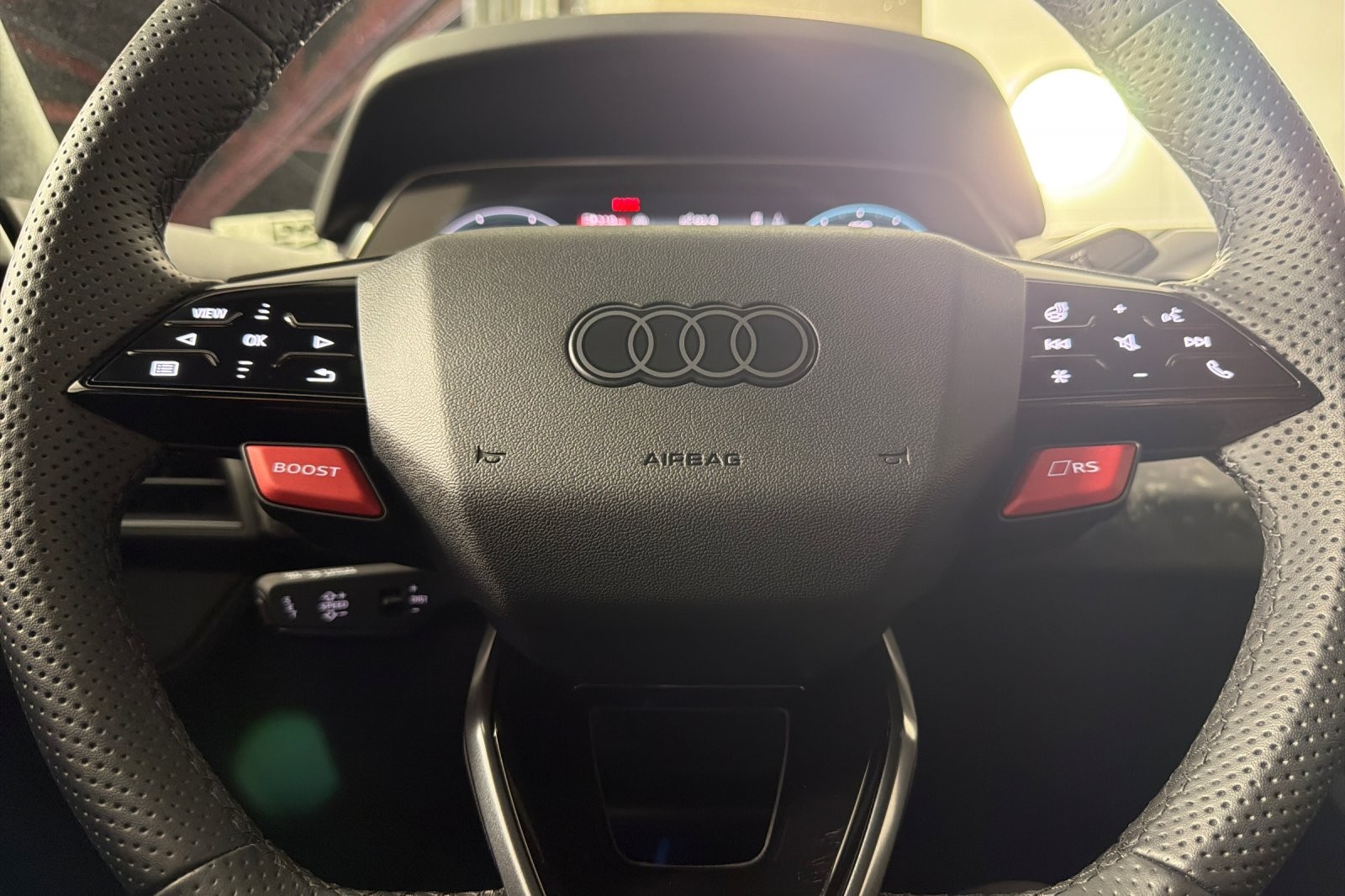 Certified Used 2025 Daytona Gray Pearl Effect Audi performance quattro image 22