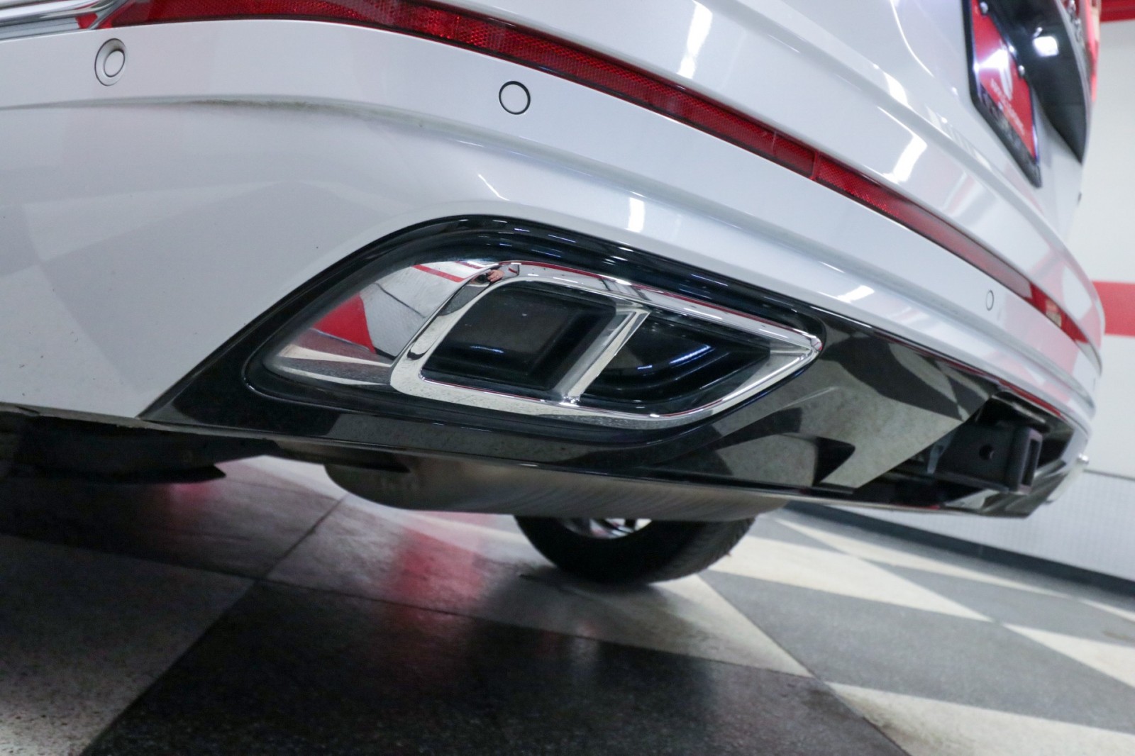 Used Car 2024 Volkswagen Atlas  2.0t Sel Premium R-line For Sale Under $40,000 In Austin, Texas