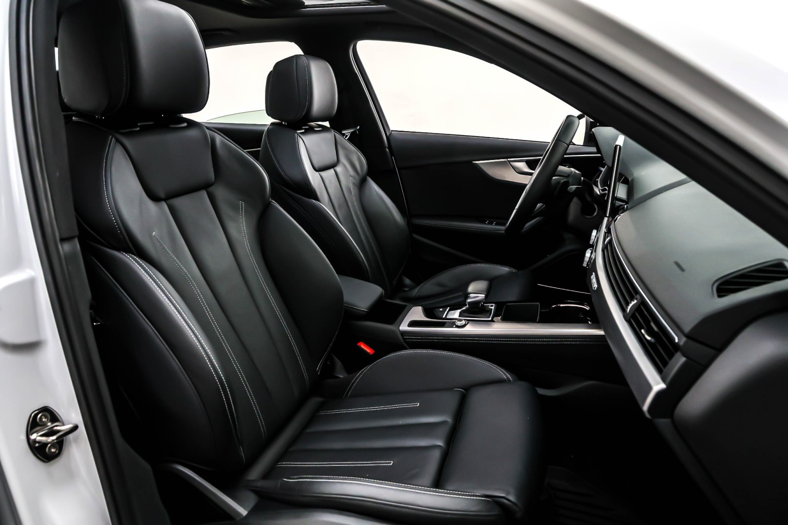 Used 2023 Glacier White Metallic Audi S line Premium Plus 45 TFSI quattro image 6