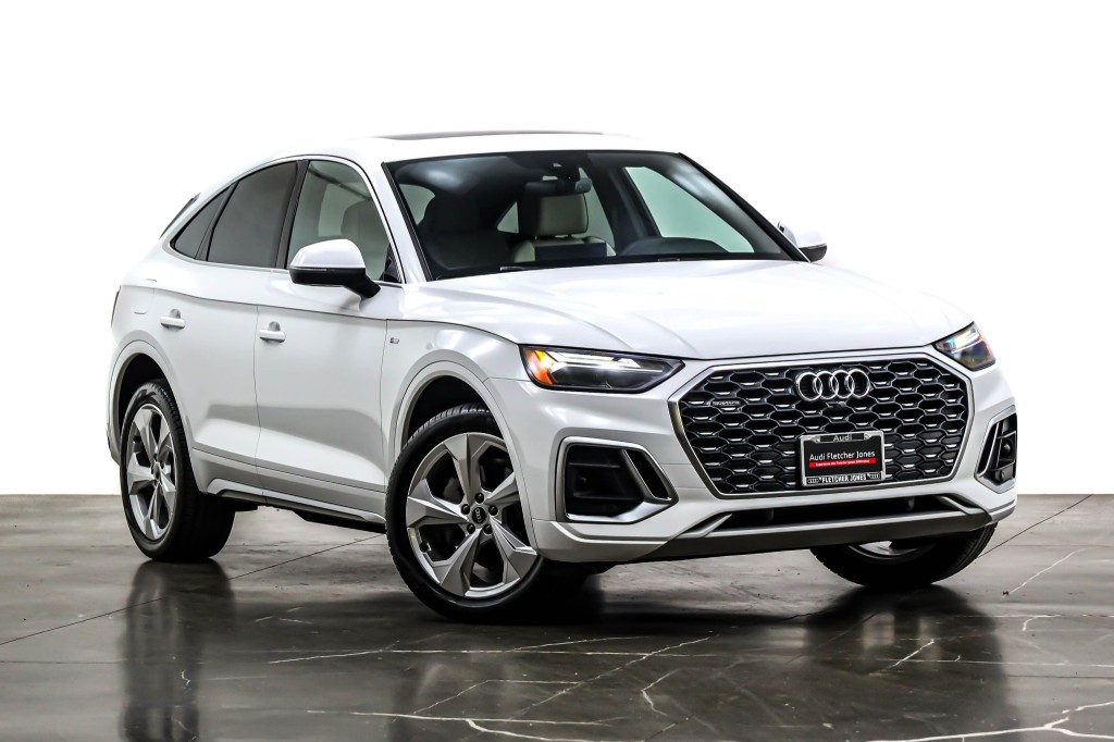 Pre-Owned 2022 Audi Q5 Sportback S line Premium Plus 45 TFSI quattro ...