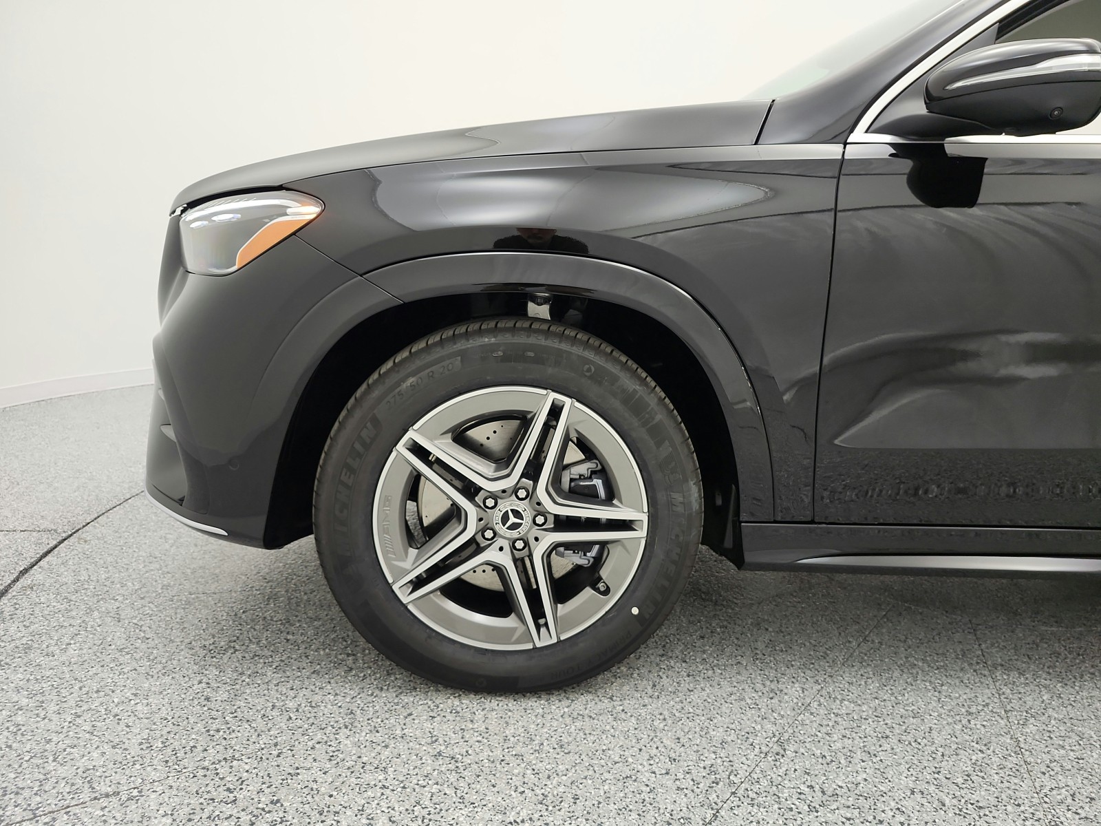 New 2026 Black Mercedes-Benz GLE 450 4MATIC® SUV image 13