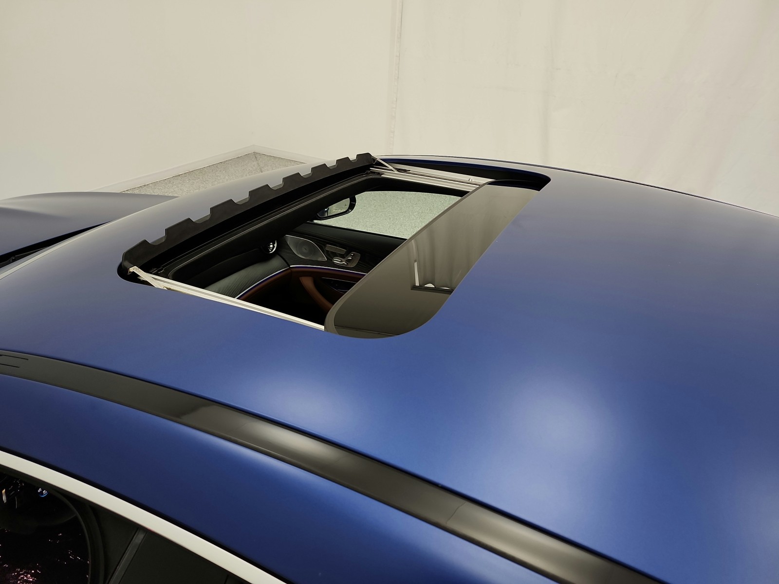 Certified Used 2023 MANUFAKTUR Starling Blue Magno Mercedes-Benz AMG® GT 53 4-Door Coupe image 11