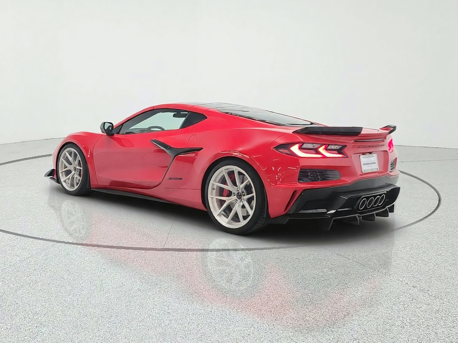 Used 2023 Torch Red Chevrolet 2dr Z06 Cpe w/1LZ image 7