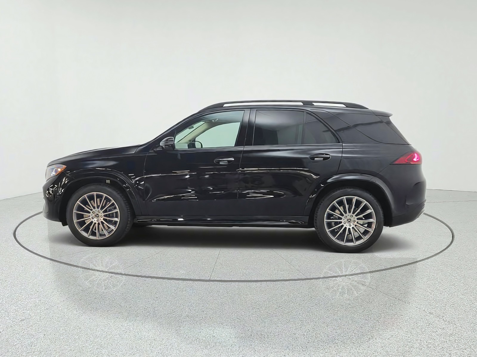 New 2027 Black Mercedes-Benz GLE 450 4MATIC® SUV image 8