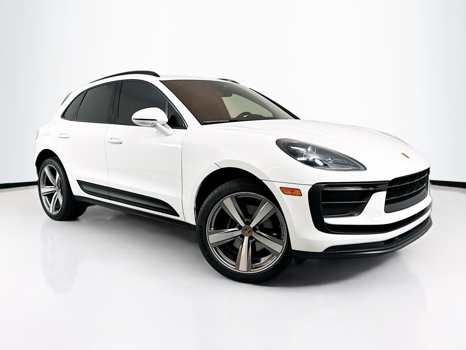 2022 Porsche Macan  3