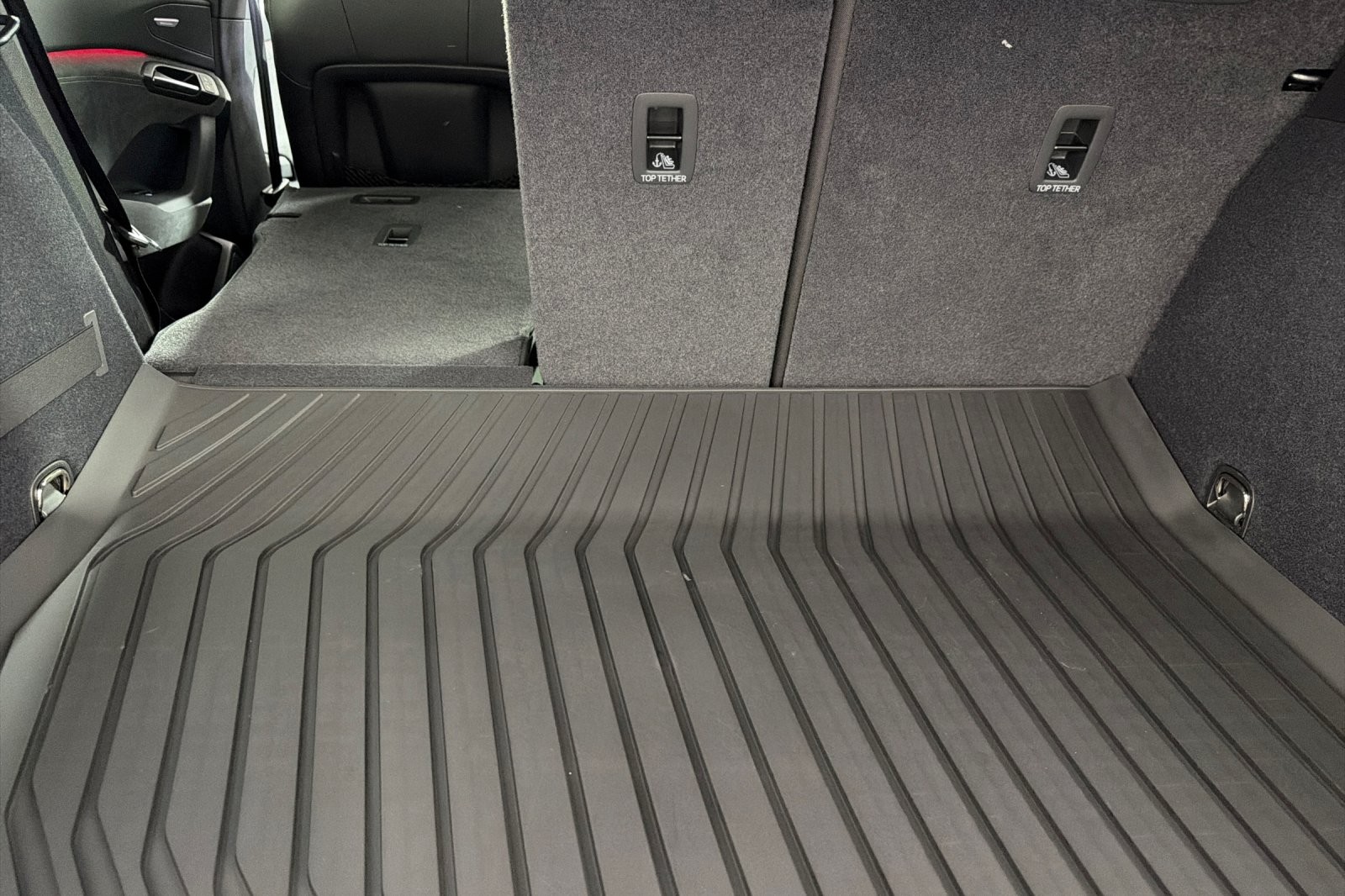 New 2027 Daytona Gray Pearl Effect Audi Premium Plus quattro image 14