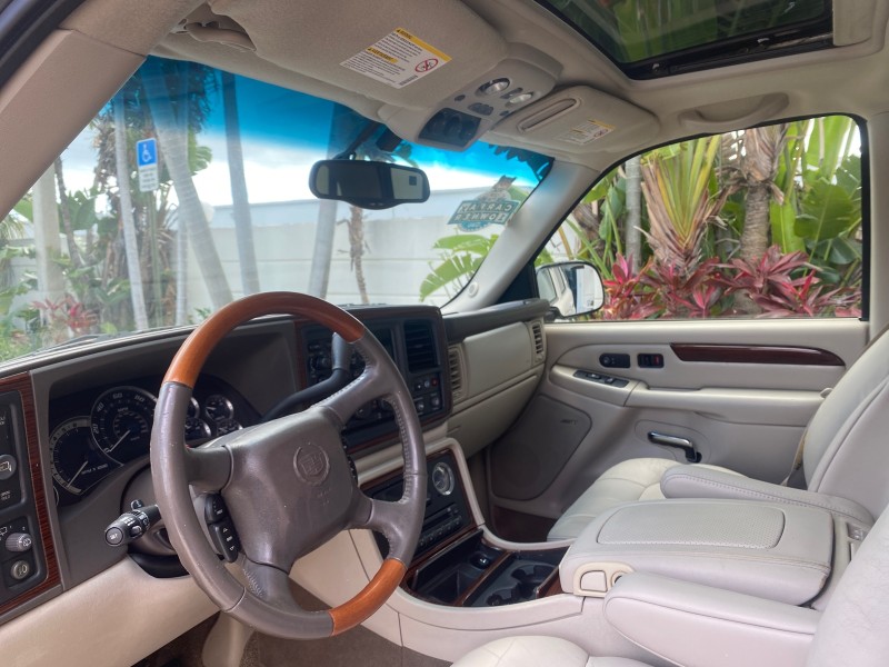 2002 Cadillac Escalade LOW  MILES 67,881 1 OWNER in , 