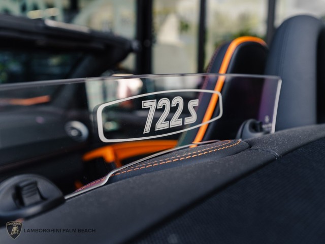 Mercedes-Benz SLR McLaren